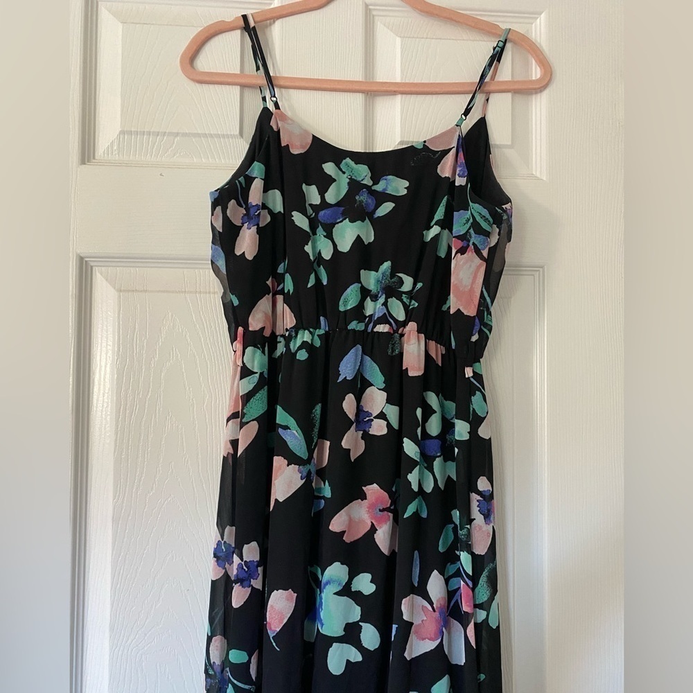 Candie’s Black Floral Crossover High Low Dress Size Medium - Picture 8 of 9